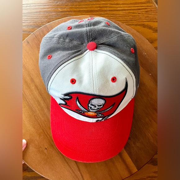 Tampa Bay Buccaneers - '47 Brand - NFL- Hook/Loop Adjustable Hat/Cap- Youth - Picture 5 of 8